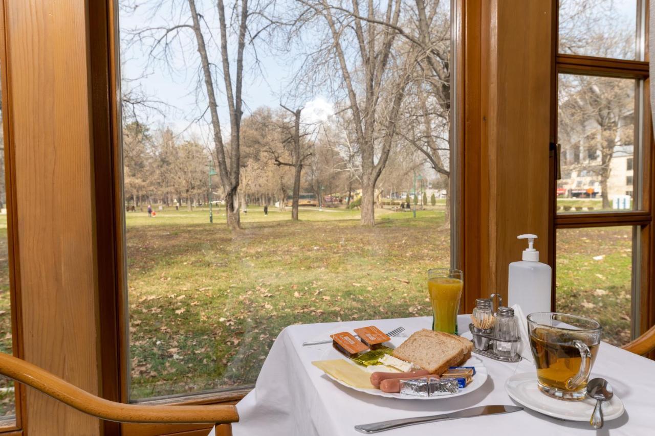 Hotel Kanet Üsküp Dış mekan fotoğraf