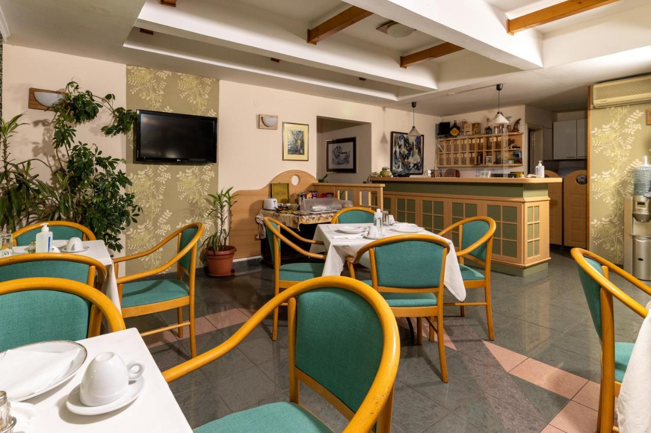 Hotel Kanet Üsküp Dış mekan fotoğraf