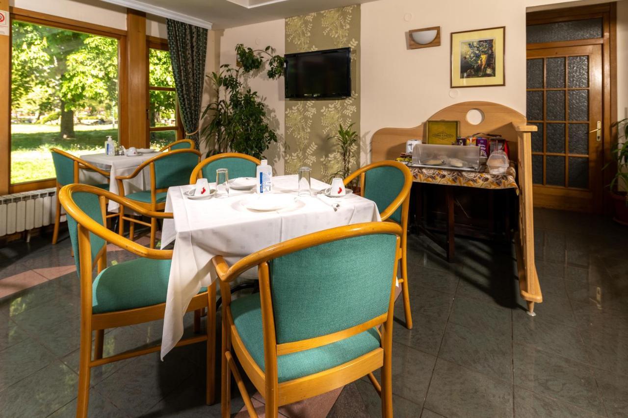 Hotel Kanet Üsküp Dış mekan fotoğraf