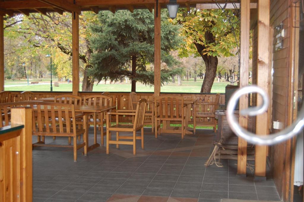 Hotel Kanet Üsküp Dış mekan fotoğraf